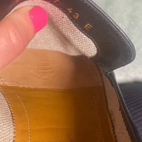 Gucci Black Leather Men's Slip-On Loafers - Picture 12 of 16